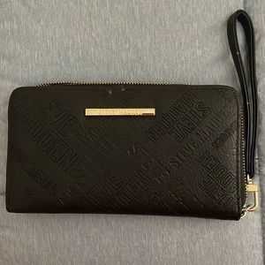 Steve Madden Zip Wallet